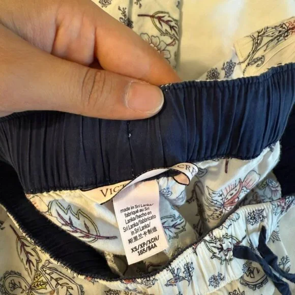 Victoria's Secret Paisley Print Pajamas - Picture 2 of 2